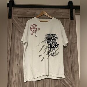 MECCA Y2K White Velvet Tiger Graphic Men’s T-Shirt